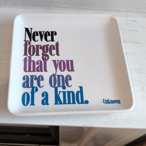 Pair of inspirational quotable trinket trays - Picture 3 of 6